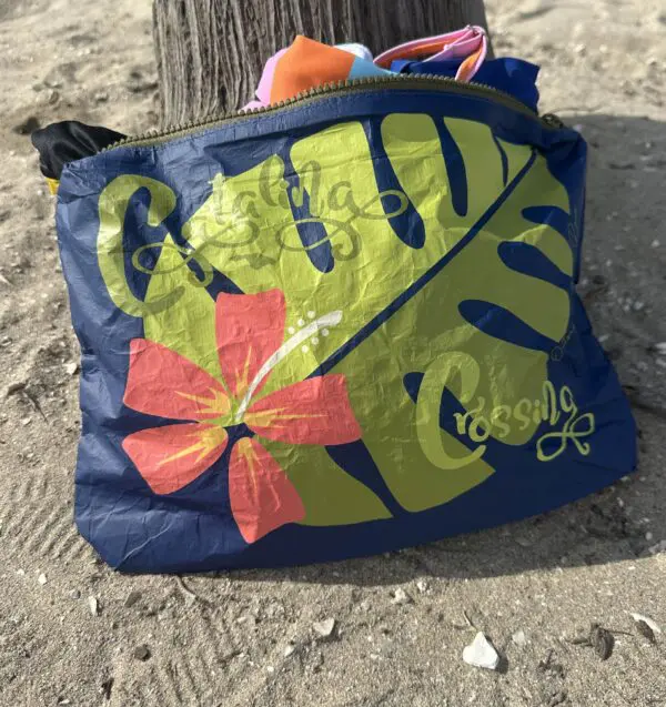 Aloha Collection - MID Pouch Bag - Image 5